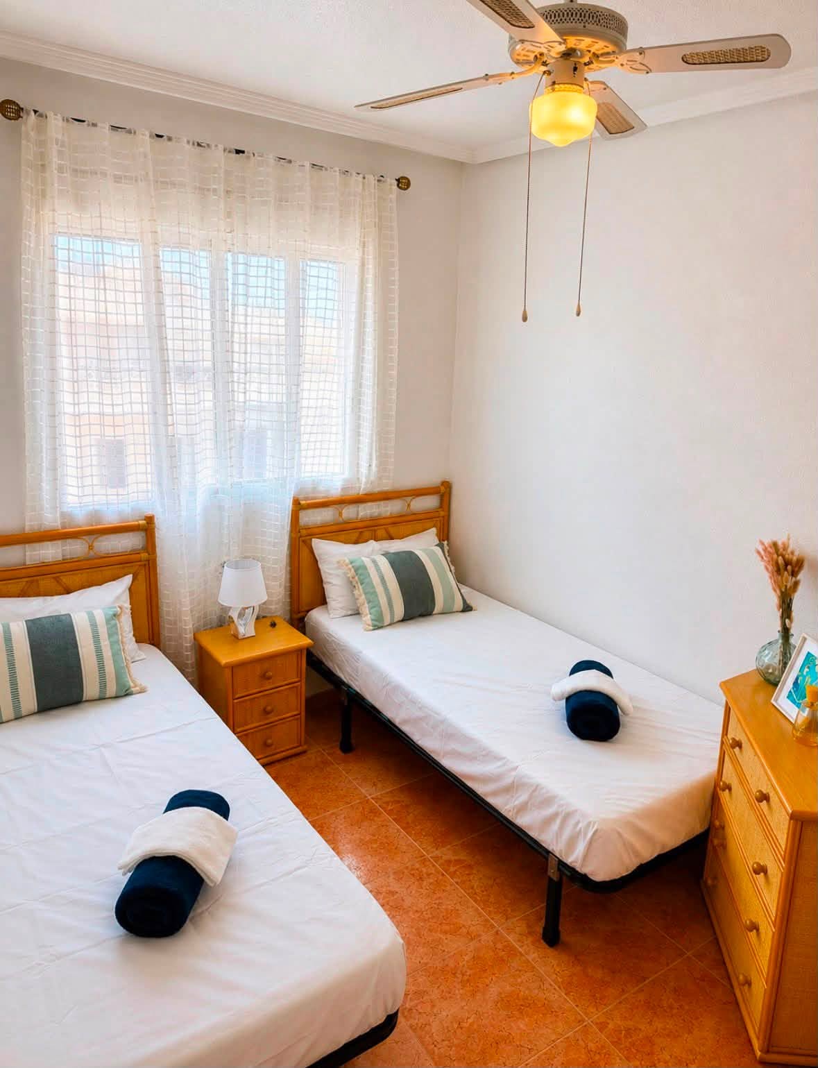 Chambre à coucher avec lits jumeaux